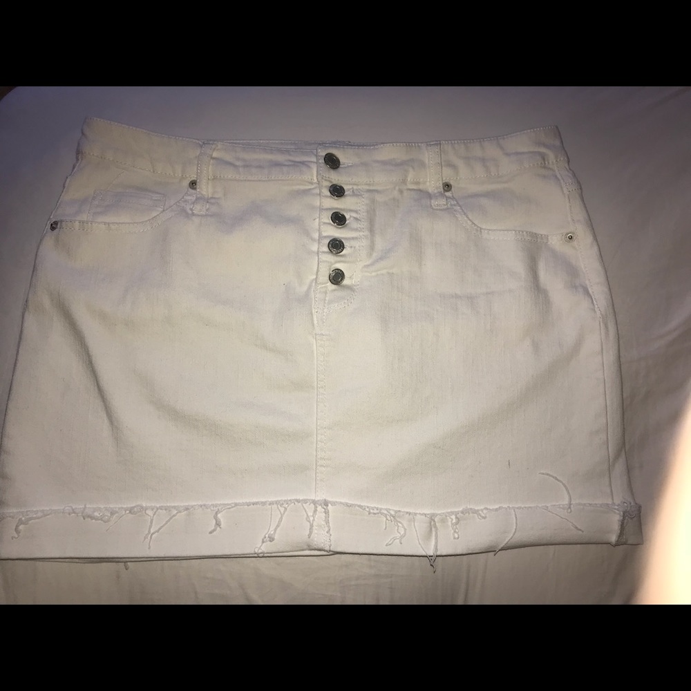 white high waisted jean skirt